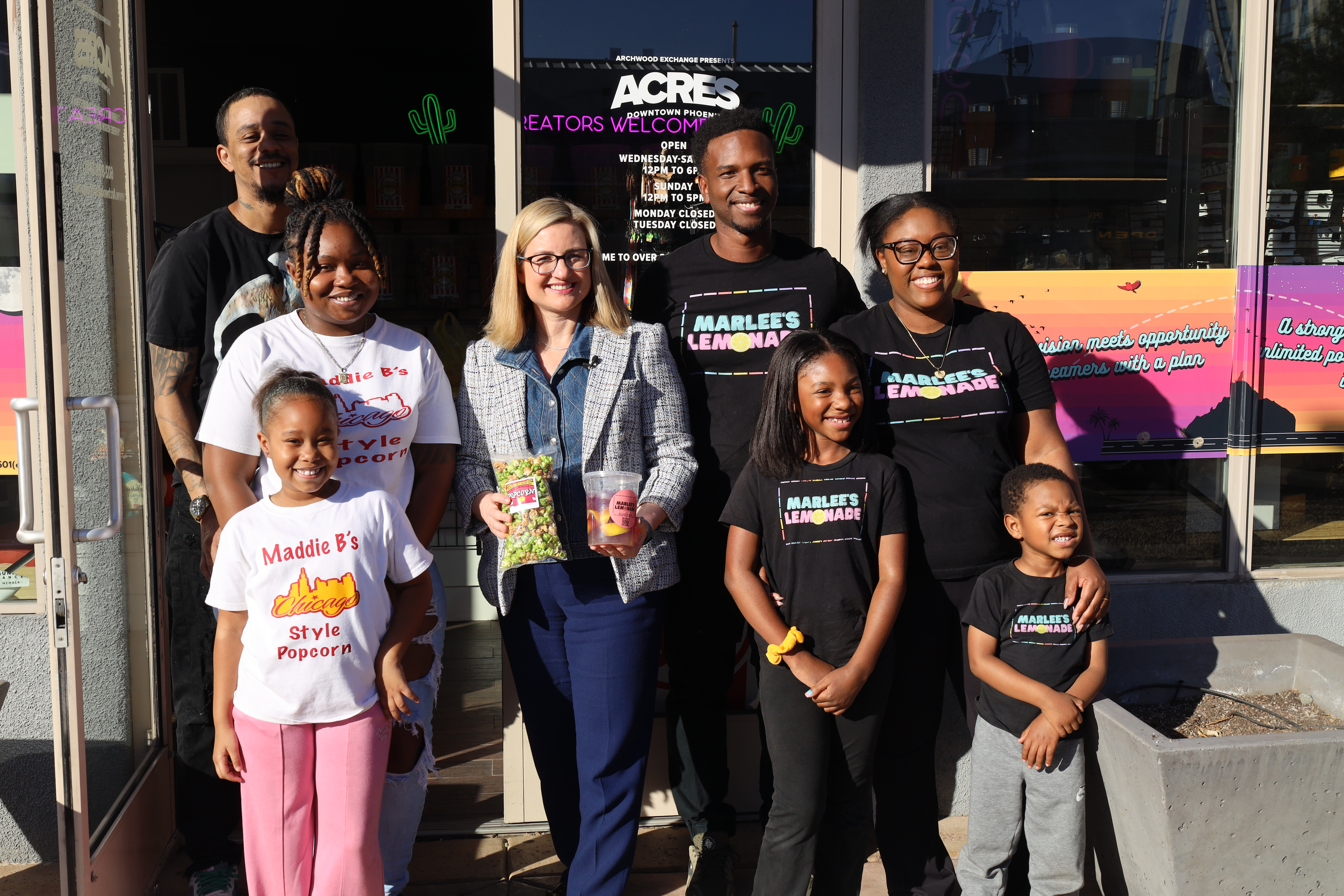 Mayor Kate Gallego Congratulates Downtown Phoenix’s Youngest Entrepreneurs  